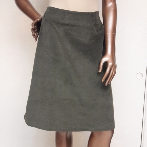 Jones New York Dresses & Skirts - NWOT Jones New York Olive Textured Corduroy Skirt